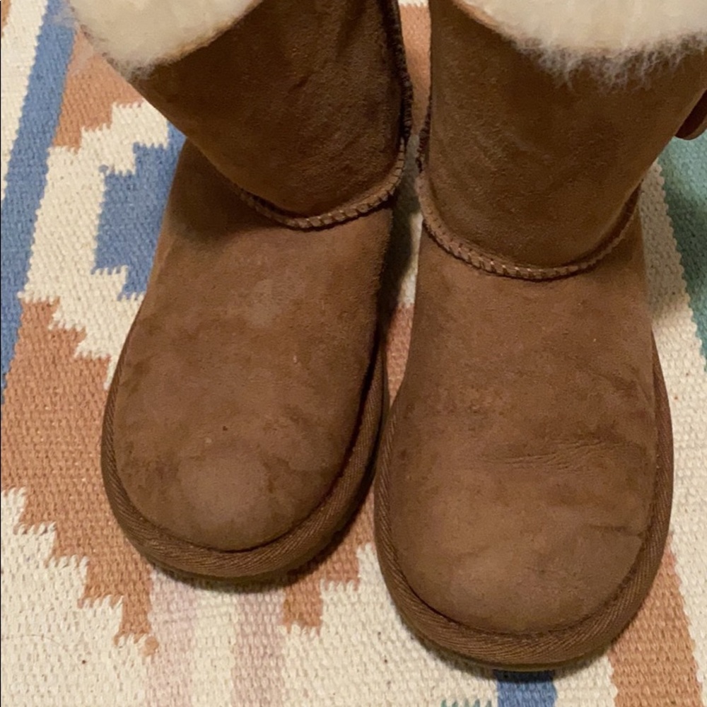 UGG size 1 style Bailey